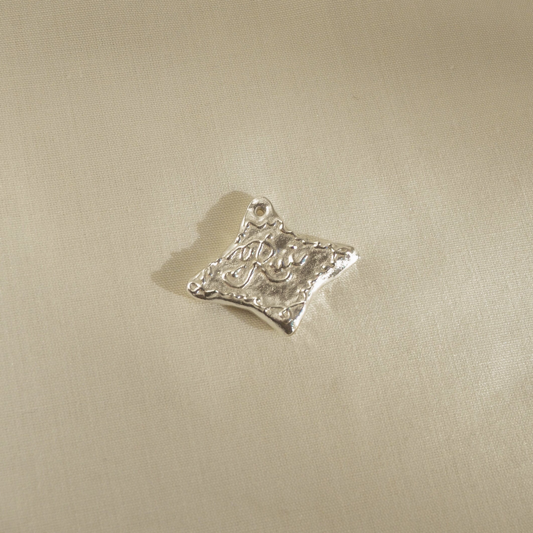 group workshop: pet tag making with ArtClub.