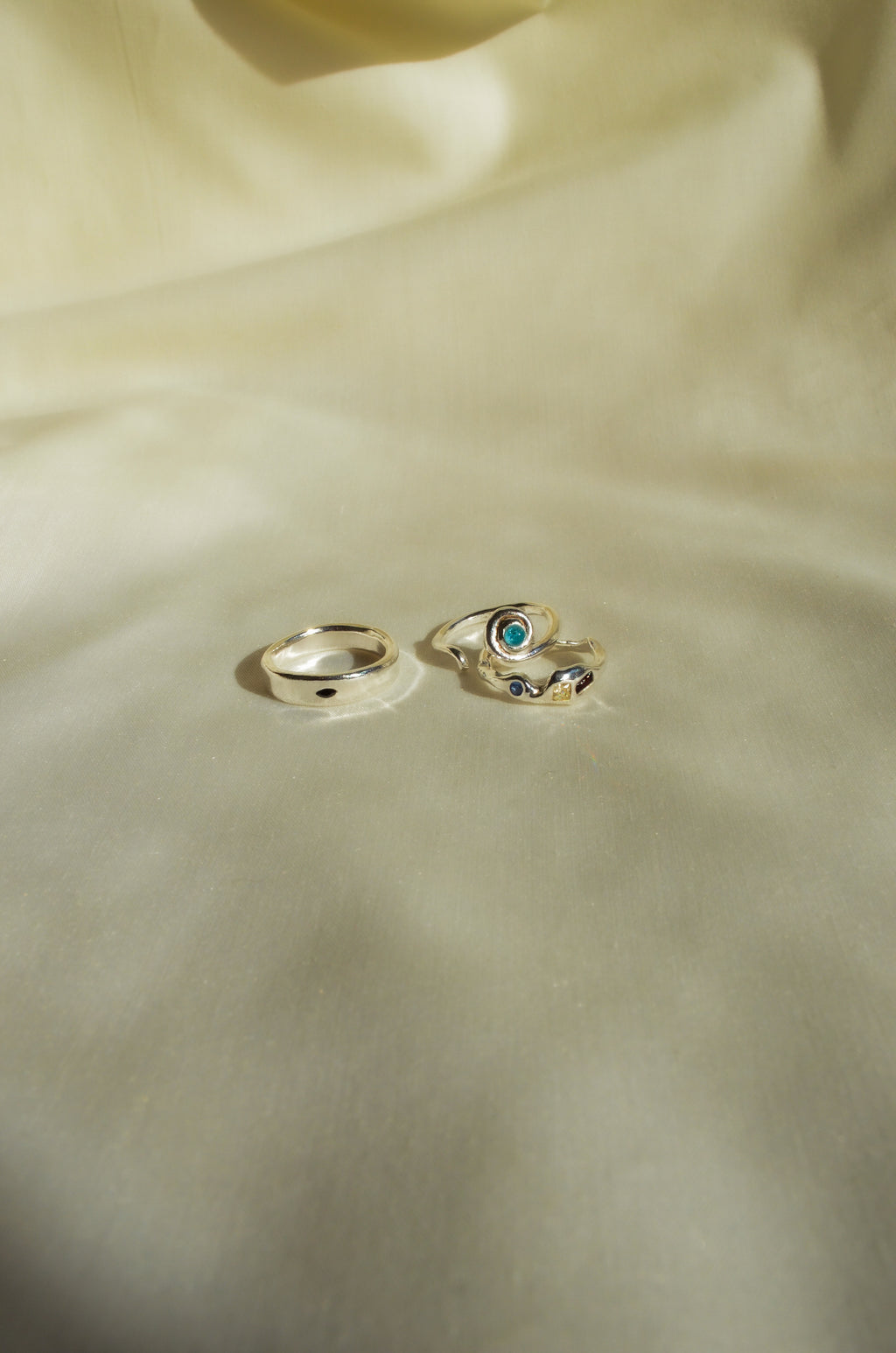 blue elio ring (size 6.5)