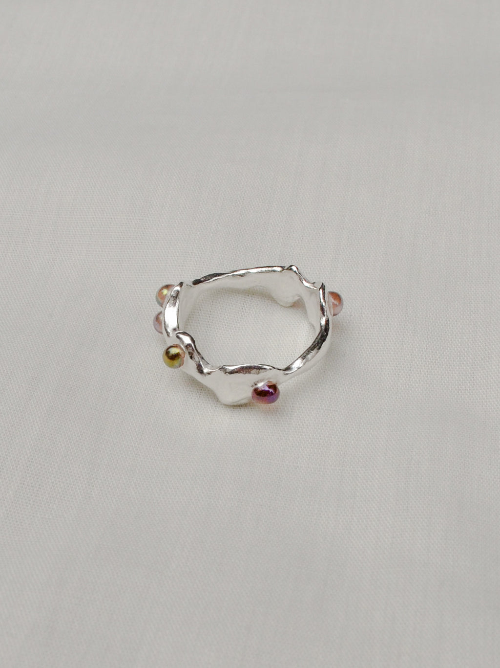 iridescent bouba ring