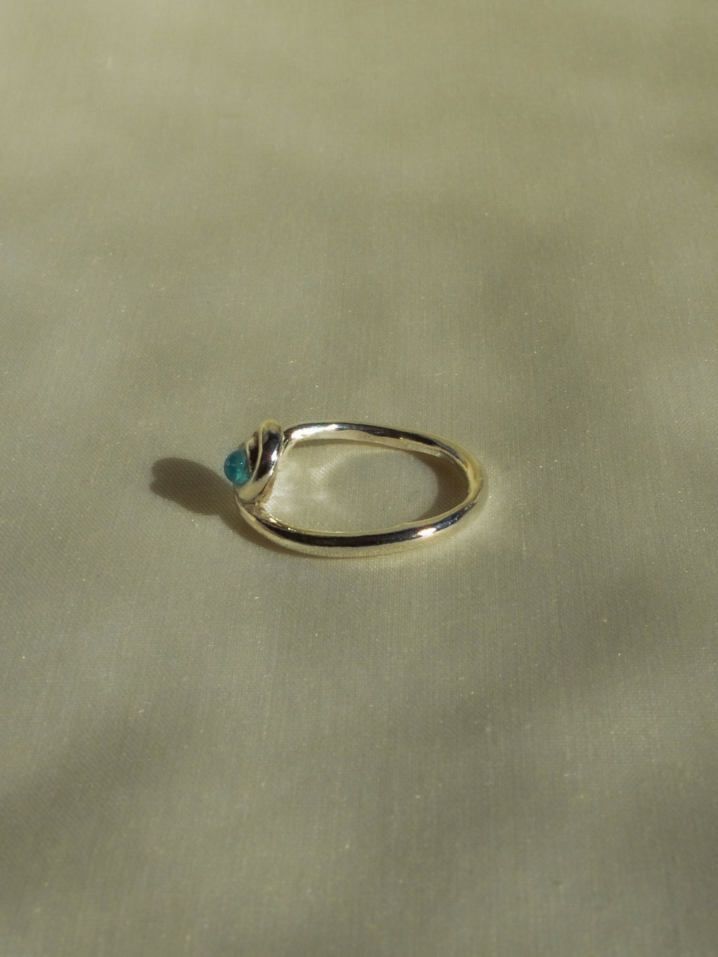 blue elio ring (size 6.5)
