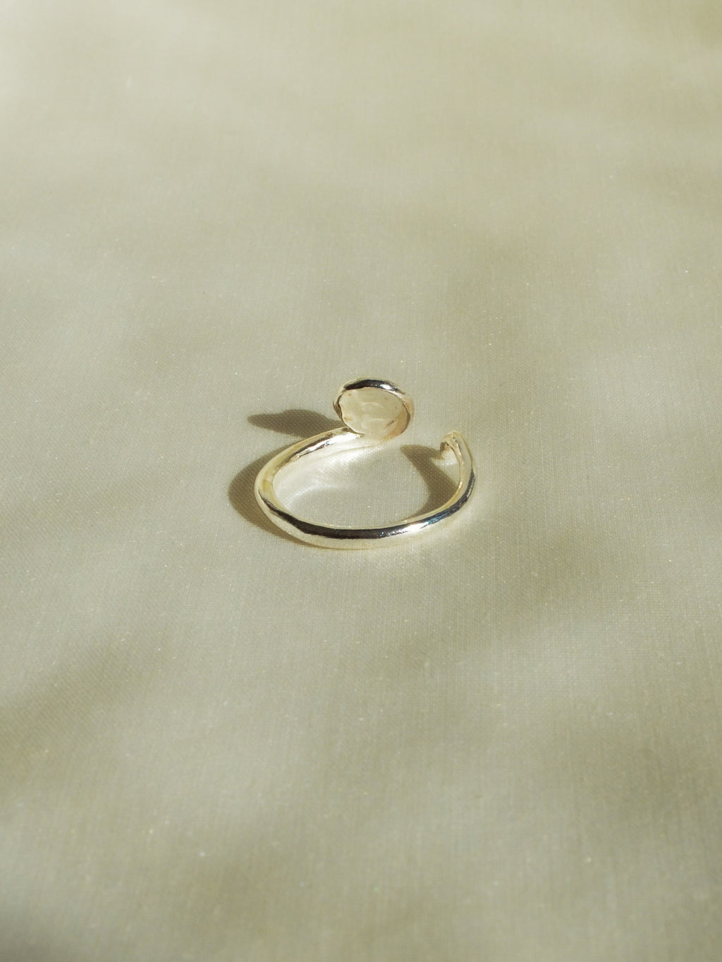 blue elio ring (size 6.5)