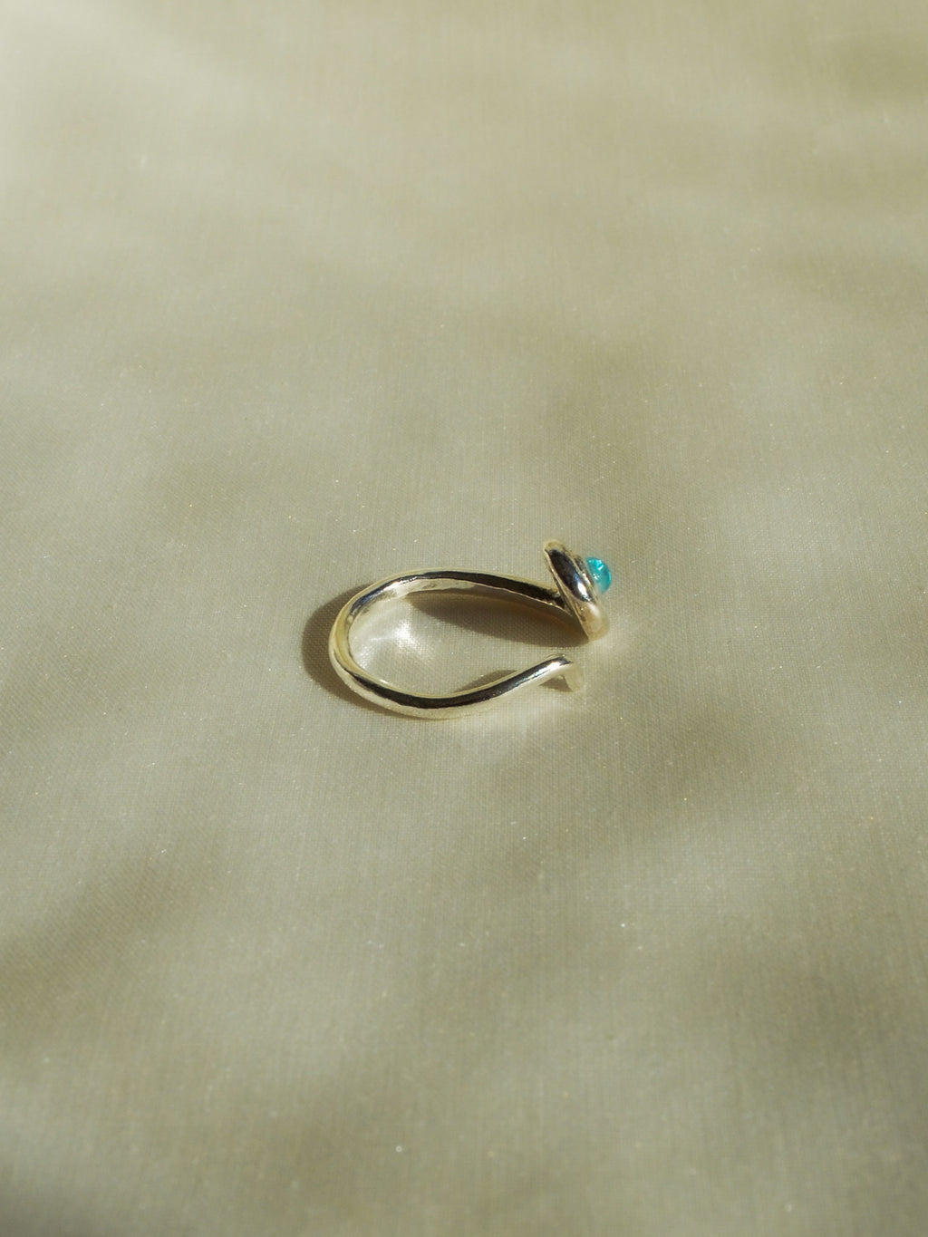 blue elio ring (size 6.5)