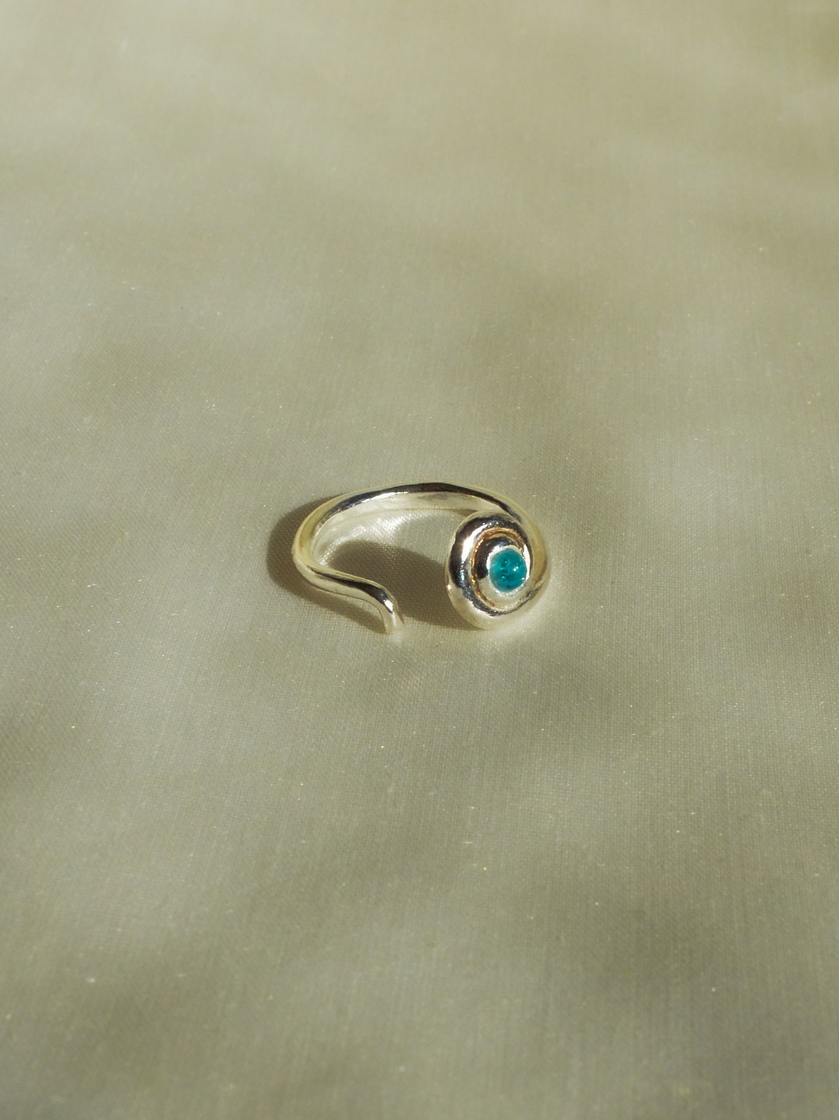 blue elio ring (size 6.5)