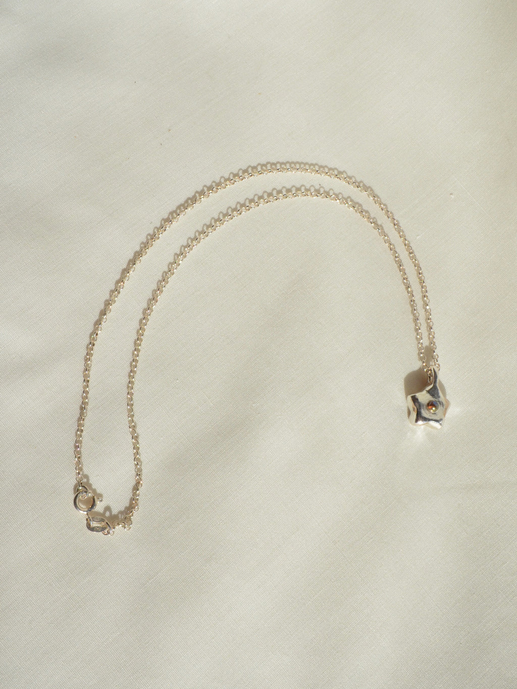 paper star necklace