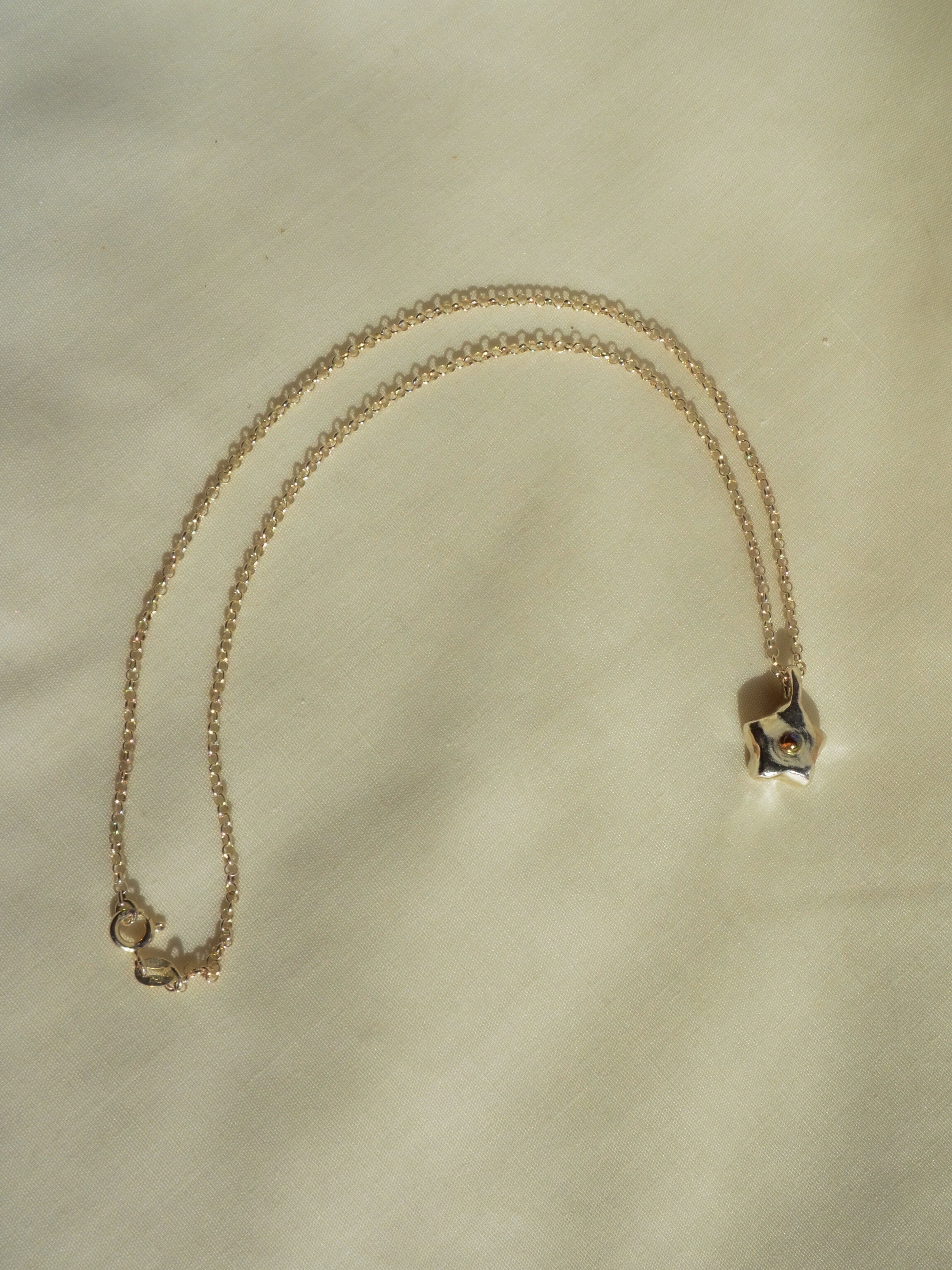 paper star necklace