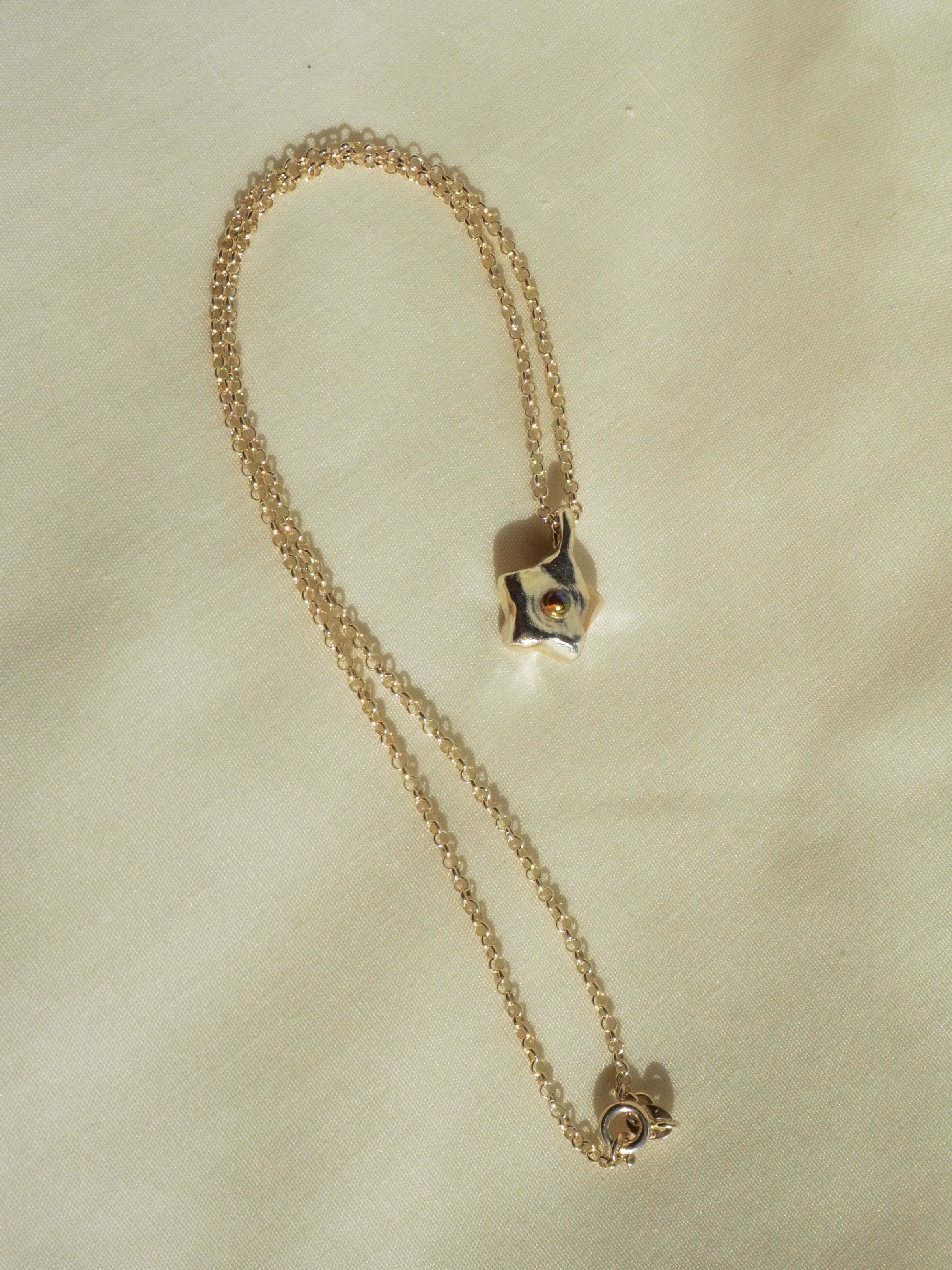 paper star necklace