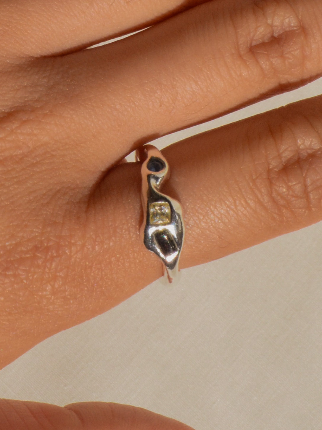 unni ring (size 5.5)